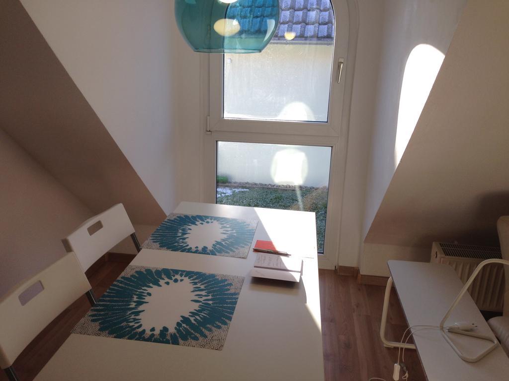Studio Ochsenfurt Mit Sonnigem Balkon Exterior foto